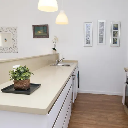 Mari-cher Seaview Tortuga - By Tarifarent Апартаменты *