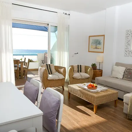 Mari-cher Seaview Tortuga - By Tarifarent