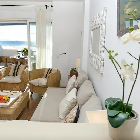 Апартаменты Mari-cher Seaview Tortuga - By Tarifarent *