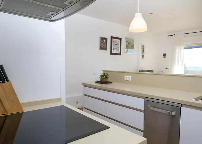 Mari-cher Seaview Tortuga - By Tarifarent * Tarifa